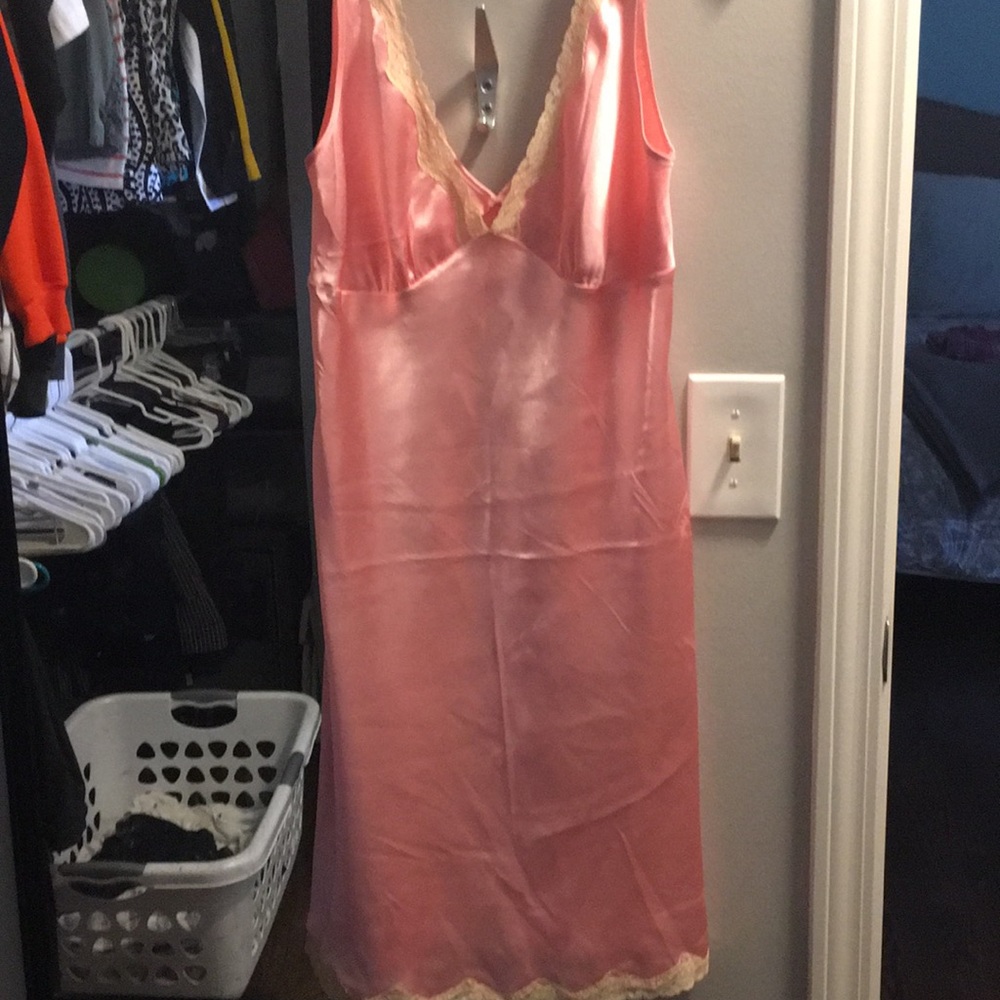 Pink lace trim nighty/chemise